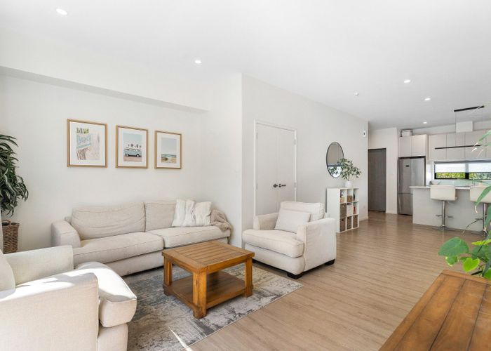  at 16 Kikorangi Lane, Mount Wellington, Auckland City, Auckland