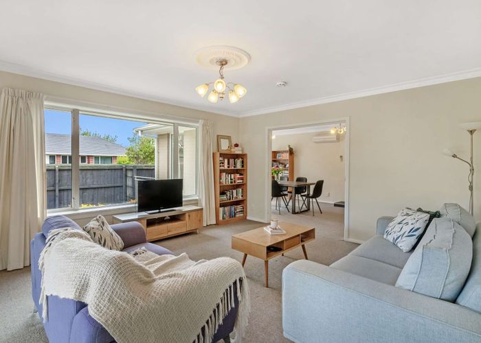  at 1 Sevenoaks Drive, Bryndwr, Christchurch