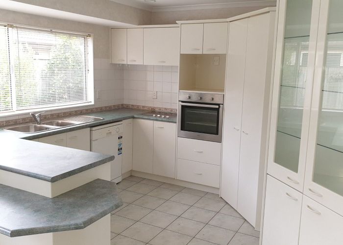  at 104 Bob Charles Drive, Golflands, Manukau City, Auckland