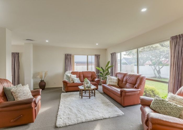  at 318 Manly Street, Paraparaumu Beach, Kapiti Coast, Wellington