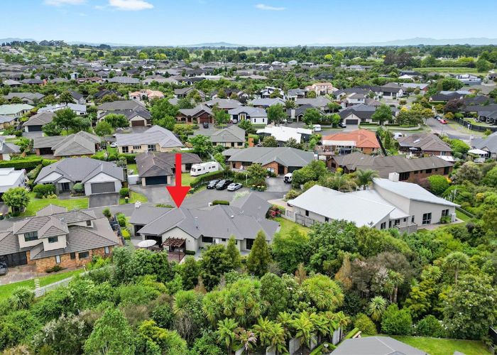  at 10 Aspen Court, Huntington, Hamilton