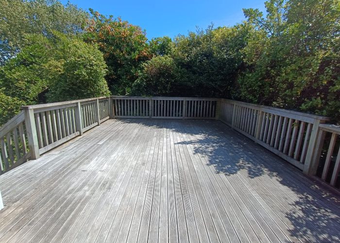  at 33 Jillett Street, Titahi Bay, Porirua, Wellington