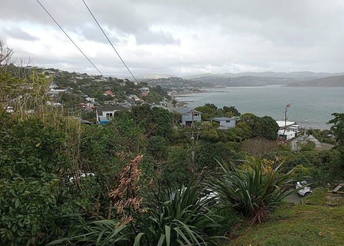  at 10 Ogilvy Terrace, Plimmerton, Porirua, Wellington