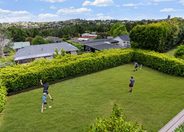  at 46 Chelsea View Drive, Chatswood, North Shore City, Auckland