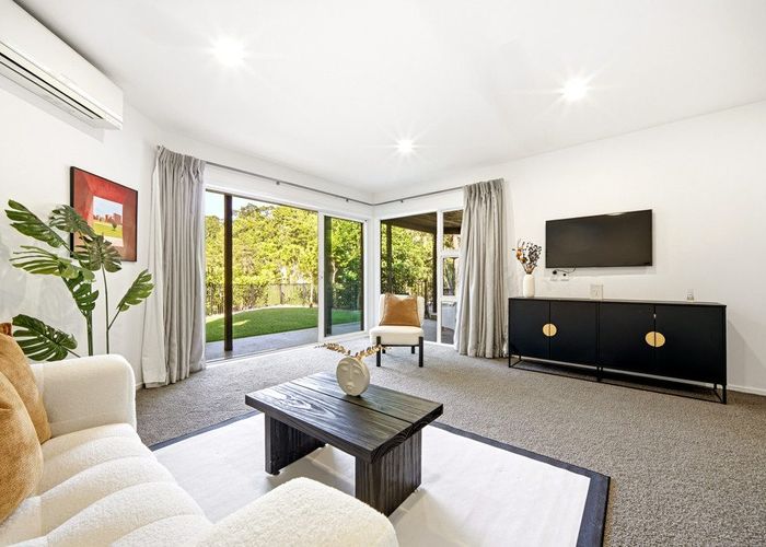  at 14 Landing Drive, Albany, North Shore City, Auckland