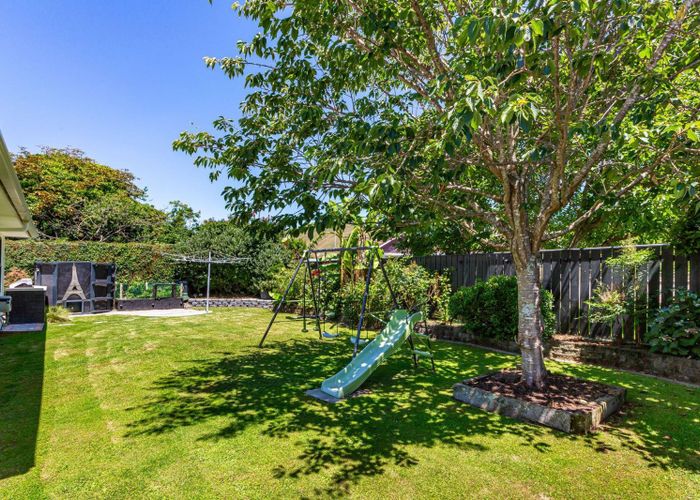  at 72 Elizabeth Street, Waikanae