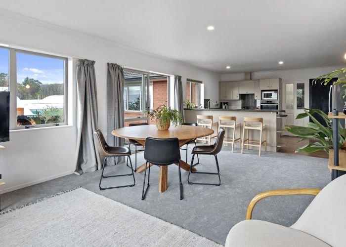  at 7 Gilders Grove, Heathcote, Christchurch City, Canterbury