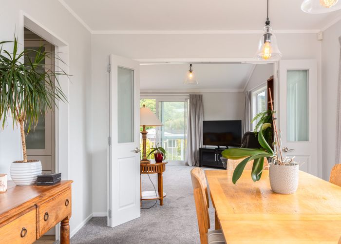  at 18 Greyfriars Crescent, Tawa, Wellington