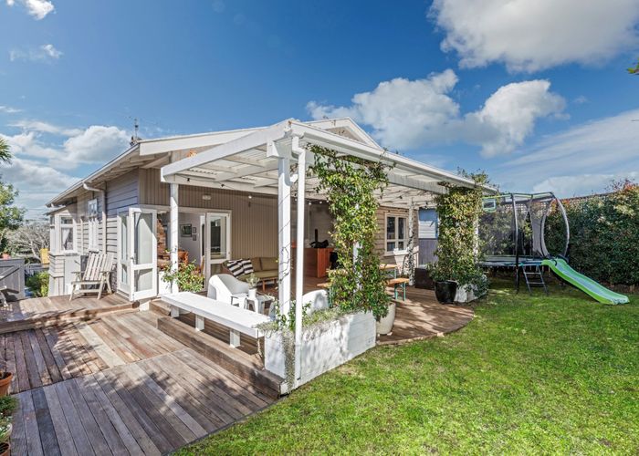  at 1/24 Ngataringa Road, Devonport, Auckland