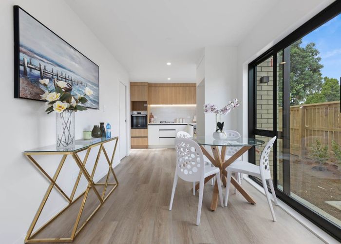  at 449E Massey Road, Mangere East, Manukau City, Auckland