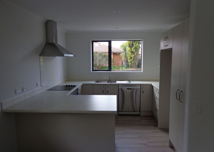  at 2/206 Te Kowhai Road, Burbush, Hamilton, Waikato