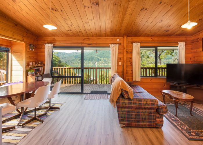  at 399 Mahau Road, Picton