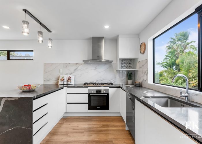  at 22B Thornlow Street, Glendene, Auckland