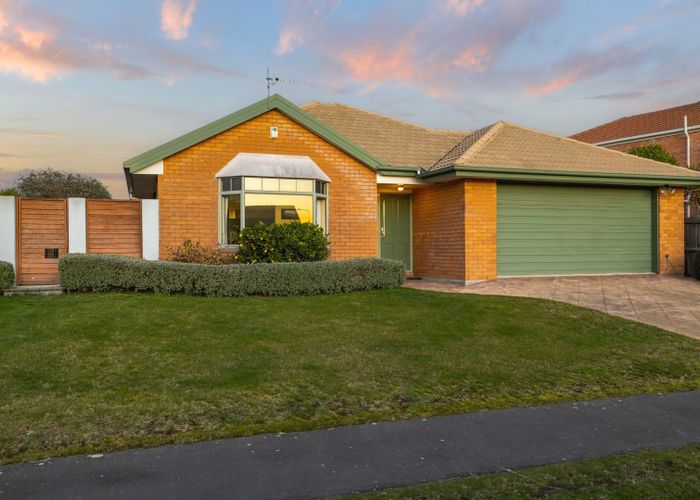  at 72 Aston Drive, Waimairi Beach, Christchurch