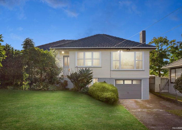  at 88 Target Road, Totara Vale, Auckland