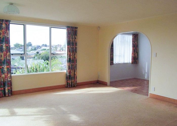  at 13a Kiteroa Terrace, Rothesay Bay, North Shore City, Auckland