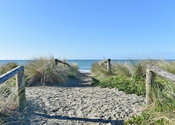  at 2/272 Marine Parade, New Brighton, Christchurch City, Canterbury