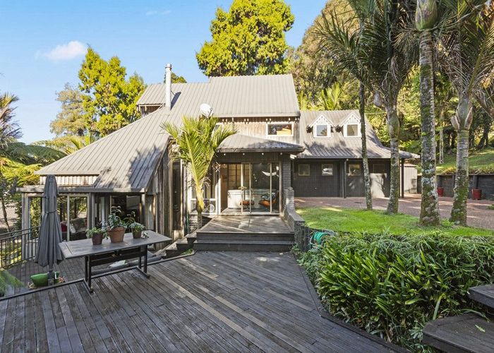 at 246 Scenic Drive, Titirangi, Waitakere City, Auckland
