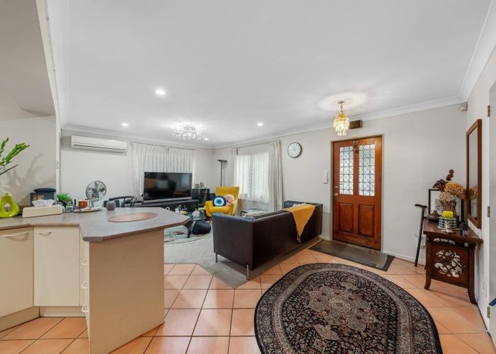  at 35 & 35A Fruitvale Road, New Lynn, Waitakere City, Auckland
