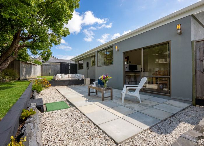  at 1/29 Clarence Road, Northcote Point, Auckland