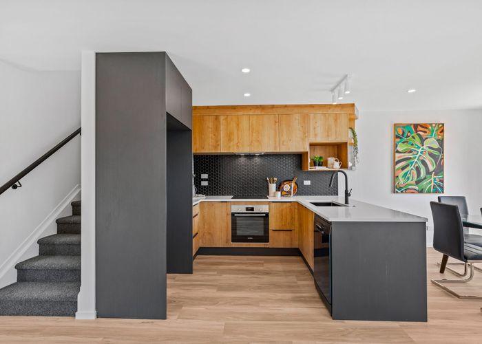  at 7/13 Fairdale Place, Birkdale, North Shore City, Auckland
