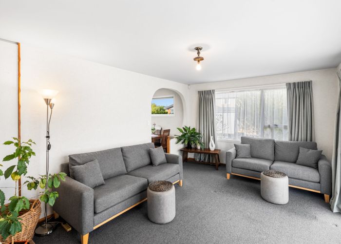  at 6 Fir Tree Lane, Aranui, Christchurch