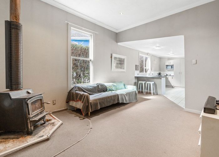  at 7 Derby Street, Green Island, Dunedin, Otago