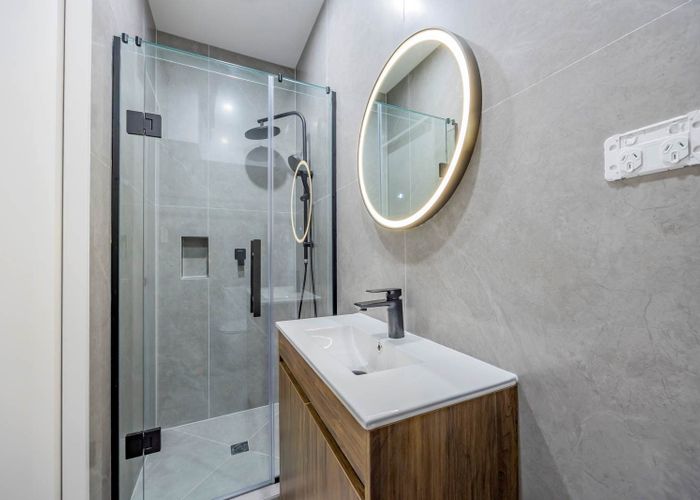  at 5/134 & 136 Mokoia Road, Chatswood, North Shore City, Auckland