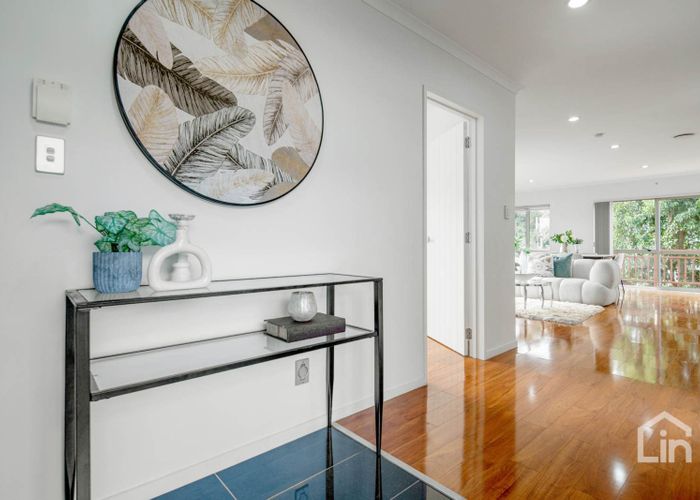  at 112 Tamahere Drive, Glenfield, Auckland