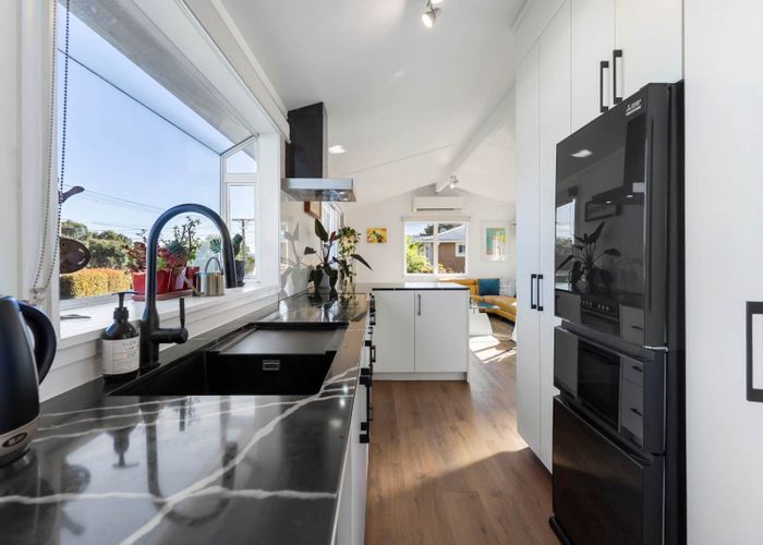  at 2/15 Adriatic Avenue, Henderson, Waitakere City, Auckland