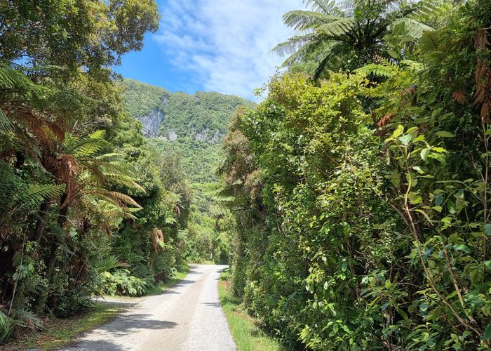  at 2 Ross Place, Te Miko
