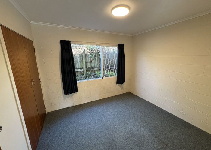 at 2/3 Edenvale Park Rd, Mount Eden, Auckland City, Auckland