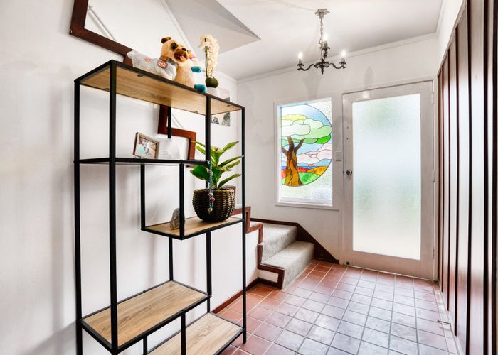  at 2/11 Marydale Drive, Mount Roskill, Auckland City, Auckland