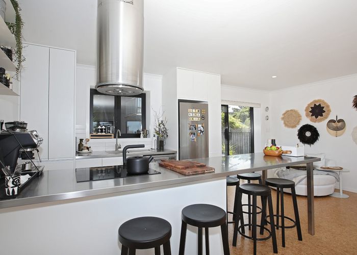  at 20 Moana Street, Riverton