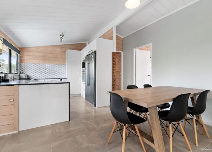  at 1389 Whangaparaoa Road, Army Bay, Rodney, Auckland