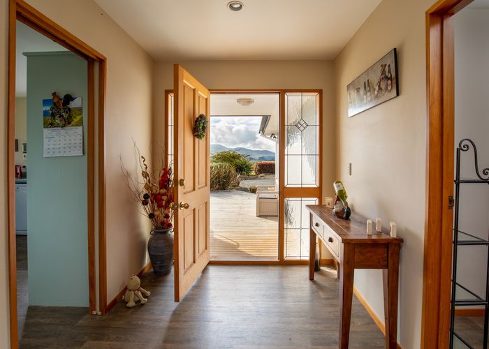  at 9 Saleyard Road, Castlerock, Lumsden