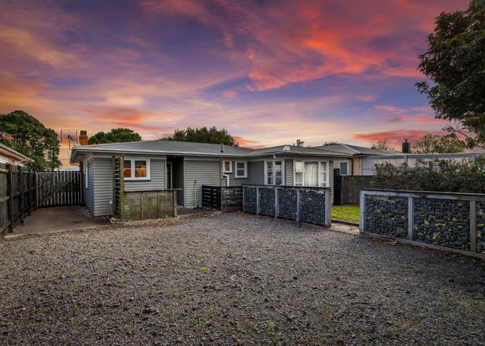  at 69 Taikata Road, Te Atatu Peninsula, Waitakere City, Auckland