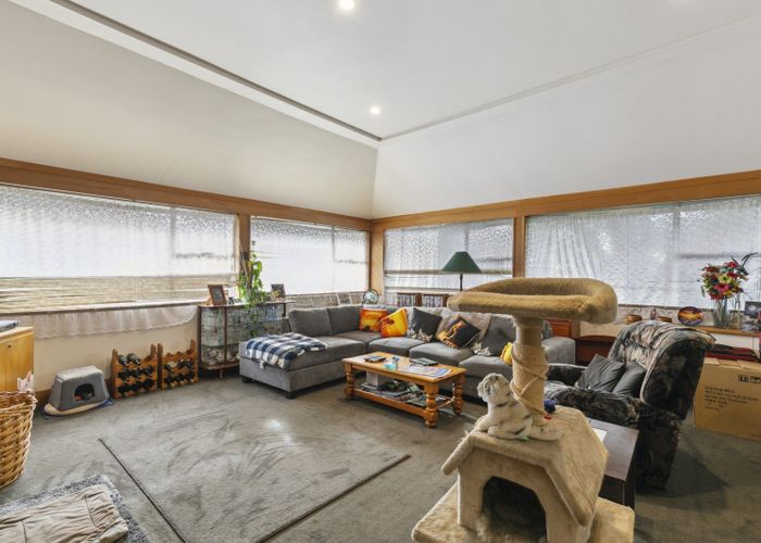  at 80 Apu Crescent, Lyall Bay, Wellington