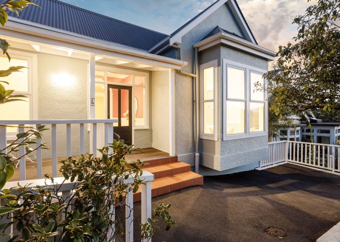  at 4 Granville Terrace, Belleknowes, Dunedin, Otago