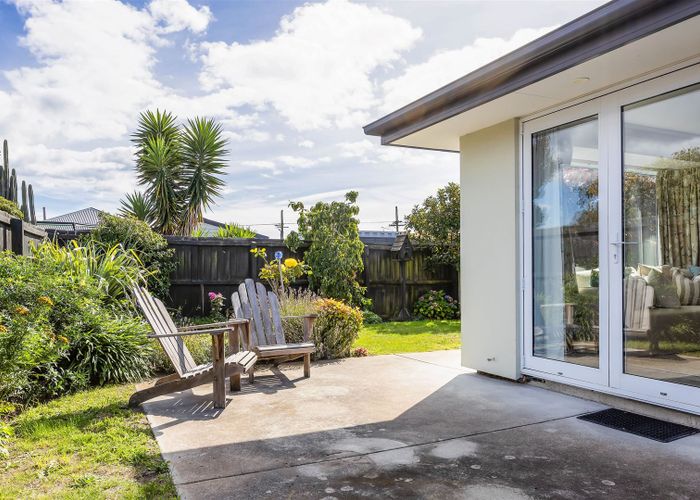  at 2/355 Bower Avenue, North New Brighton, Christchurch