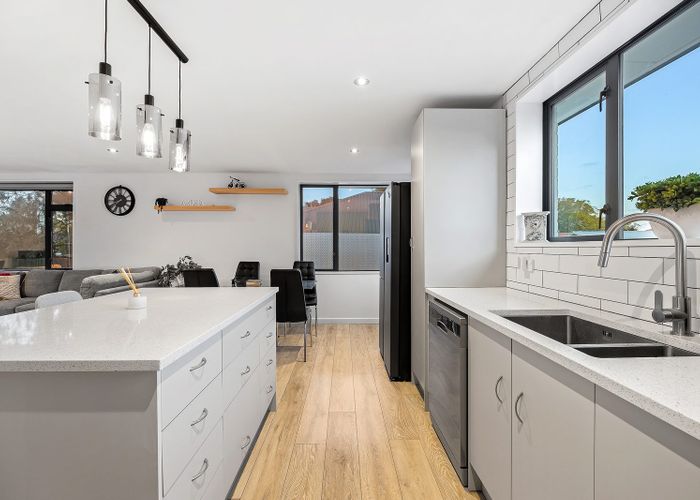  at 1/436 Greers Road, Bishopdale, Christchurch City, Canterbury