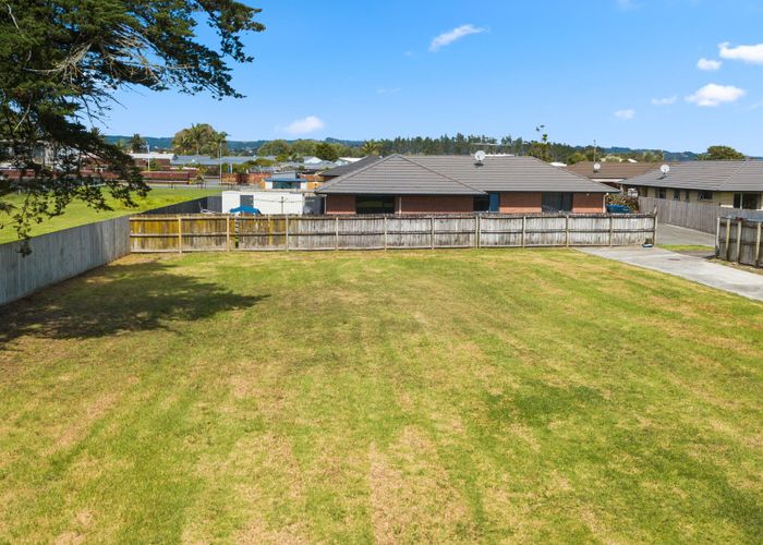  at 14 Aitkenhead Court, Parakai, Helensville, Rodney, Auckland