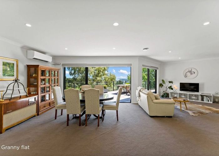  at 586 Whitford Road, Howick