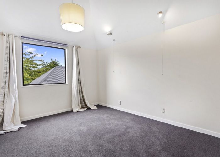  at 1/180 Kilmore Street, City Centre, Christchurch City, Canterbury