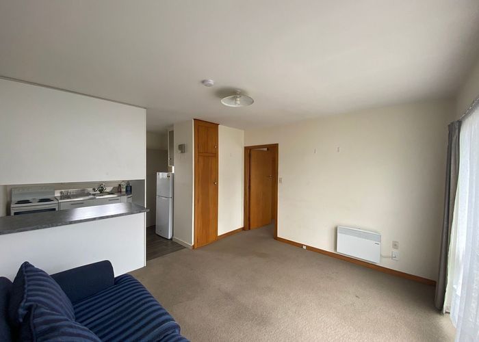  at 2/17 Torrens Road, Hillmorton, Christchurch City, Canterbury