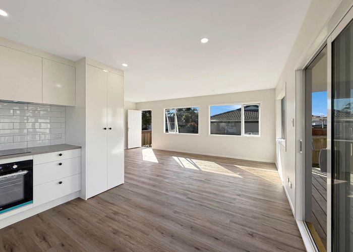  at 3/24 Coburg Street, Henderson, Waitakere City, Auckland