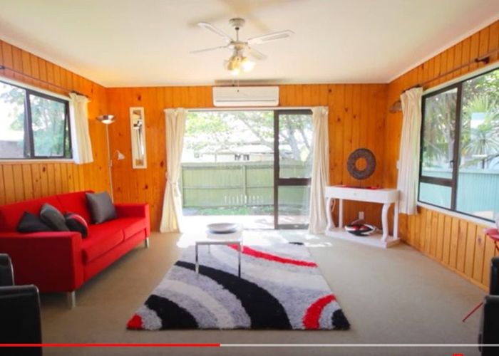  at 20A Yeovil Rd, Te Atatu Peninsula, Waitakere City, Auckland
