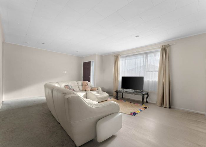  at 6 Landette Road, Manurewa, Manukau City, Auckland