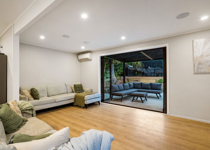  at 22 Hollywood Avenue, Titirangi, Waitakere City, Auckland