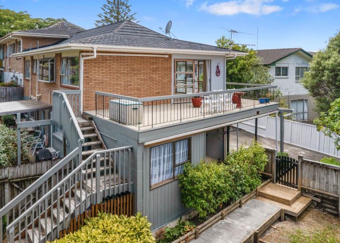  at 4B Sartors Avenue, Northcross, North Shore City, Auckland